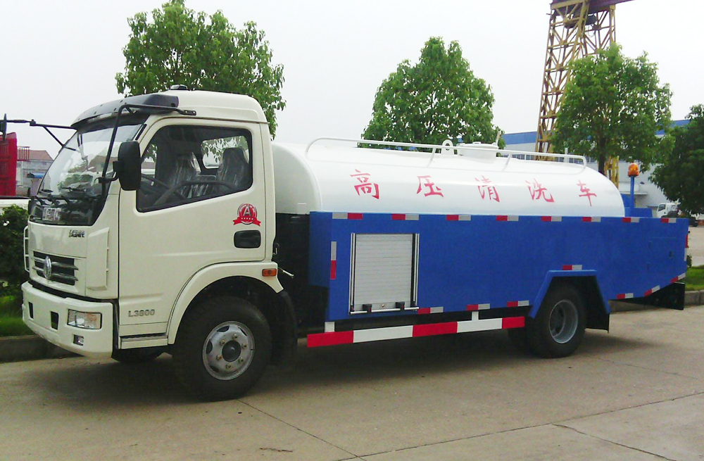 桐庐管道高压清洗车